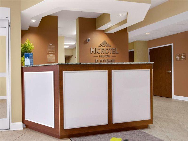 Microtel Inn & Suites By Wyndham Shelbyville Buitenkant foto