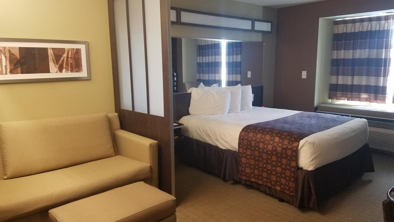 Microtel Inn & Suites By Wyndham Shelbyville Buitenkant foto